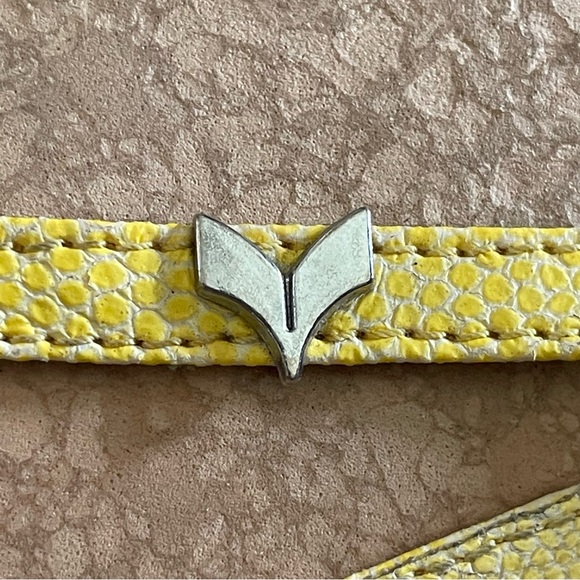 Yellow Sandals - Picture 3 of 4